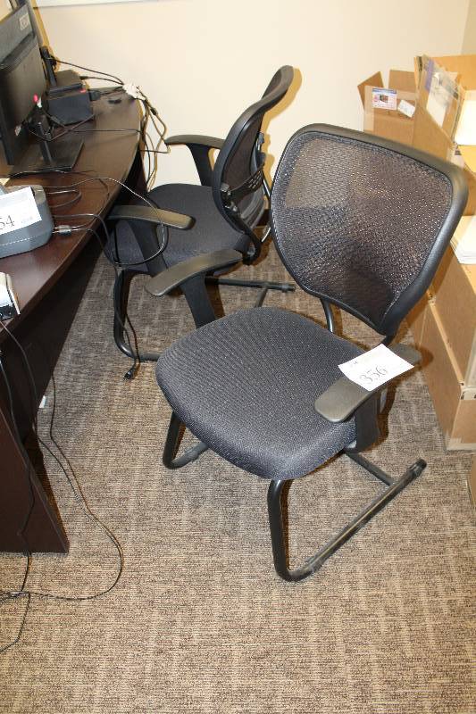 lot 356 image: Lot of (2) Office Chairs