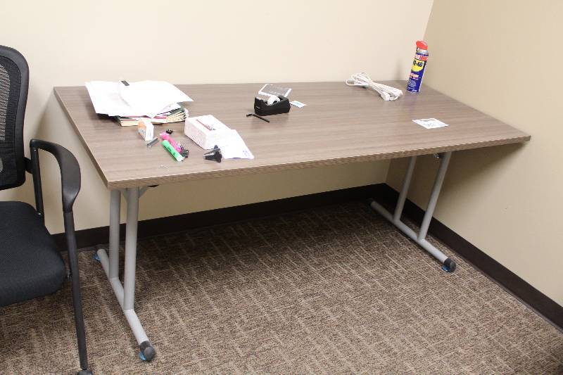 lot 368 image: Folding Office Table