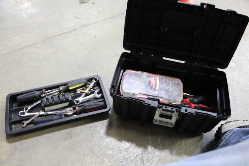 lot 415 image: Husky Tool Box, Hand Tools - Wrenches, Sockets, Screwdrivers, Pliers