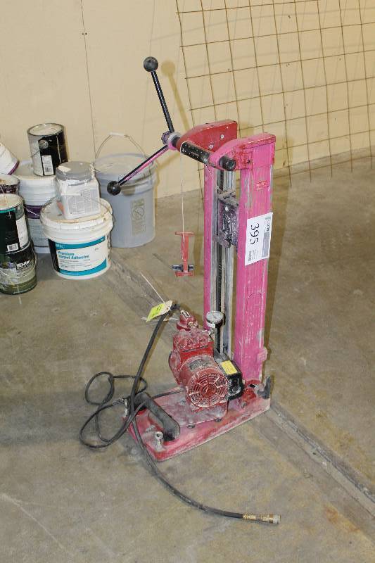 lot 395 image: Vacuum Pump, Cable Jack