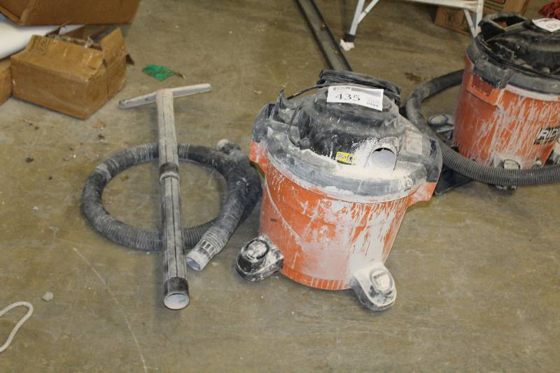 lot 435 image: Ridgid Shop Vac