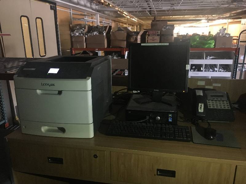 lot 11 image: DELL COMPUTER AND LEXMARK LASER PRINTER YOU GET BOTH