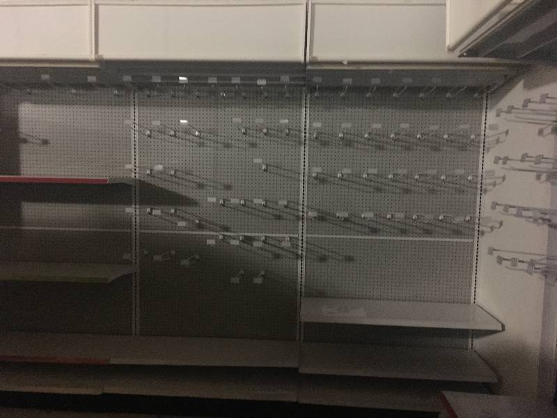 lot 33 image: LONG RUN OF MADIX BRAND LOZIER  GONDOLA RETAIL SHELVING APPROX 120 RUN 36 DEEP - 7 TO 9 TALL ALL MEASUREMENTS ARE APPROXIMATE