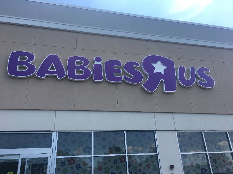 lot 69 image: TOYS R US (AND) BABIES R US LIGHTED SIGNS ON THE OUTSIDE OF THE BUILDING SUPER SWEET PIECES BRING PROPER TOOLS FOR REMOVAL