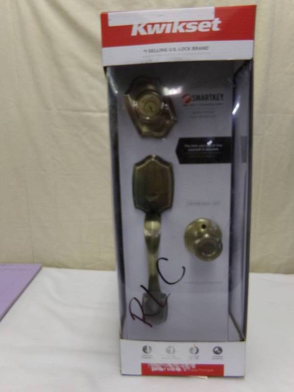 lot 493 image: SECURITY DOOR & LOCK SET
