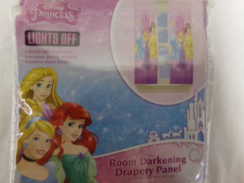 lot 507 image: DISNEY DRAPES