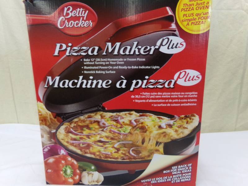 lot 523 image: PIZZA MAKER