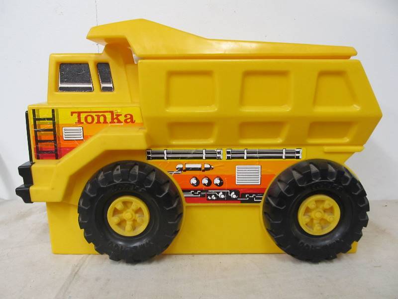 Tonka dump truck clearance toy box