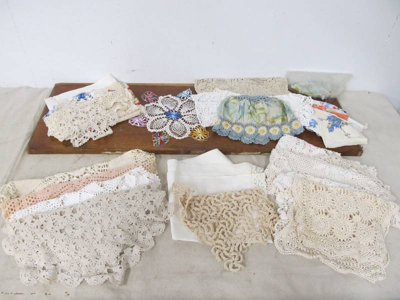 lot 39 image: LARGE Lot of VintageAntique Handmade Doilies Damask etc