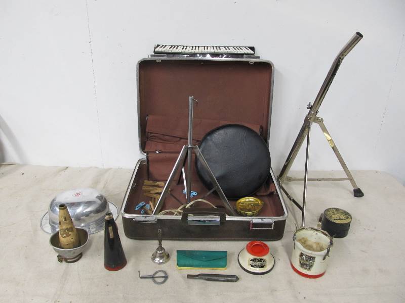 lot 49 image: Lot of Vintage Trumpet & Musical Accessories Mutes etc