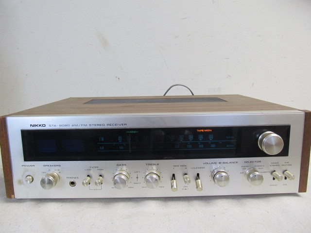 lot 114 image: Working Vintage NIKKO STA-8080 Stereo Receiver