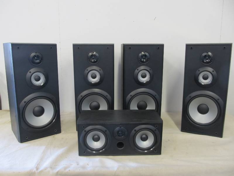 lot 101 image: Working SONY 5-Speaker Sound System