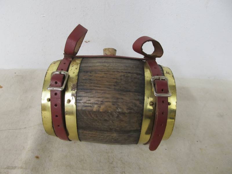 lot 102 image: Vintage St. Bernard Dog Collar Brandy Barrel