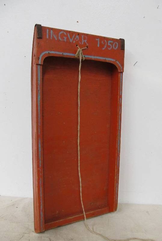 lot 105 image: Vintage Swedish Folk Art Painted Wooden Snow Sled