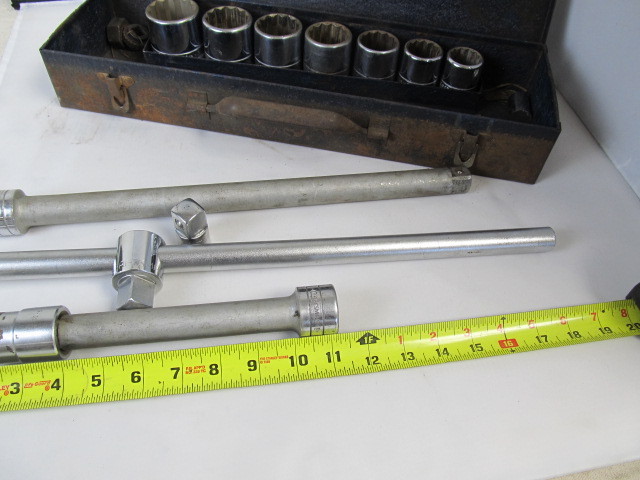 lot 162 image: LARGE Heavy Duty Vintage Craftsman Socket & Wrench Set