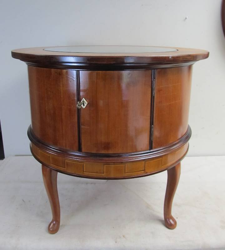 lot 8 image: Beautiful Antique Inlaid Mahogany Drum Table Cabinet