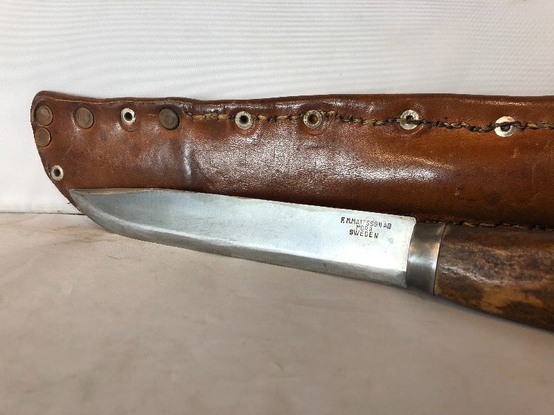 lot 3 image: Signed AntiqueVintage Swedish Mora F.M MATTSSON Stag Handle Hunting Knife