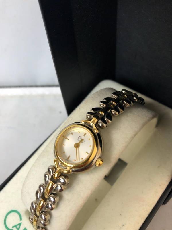 lot 13 image: Ladies BULOVA Caravelle Wristwatch