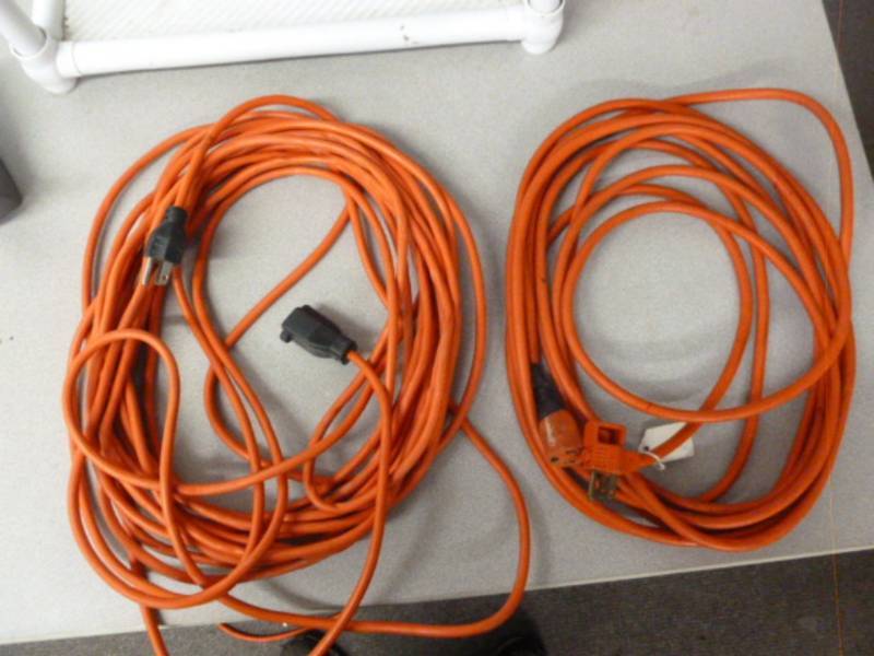 lot 40 image: Extension Cords