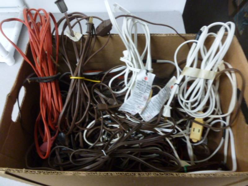 lot 64 image: Extension Cords