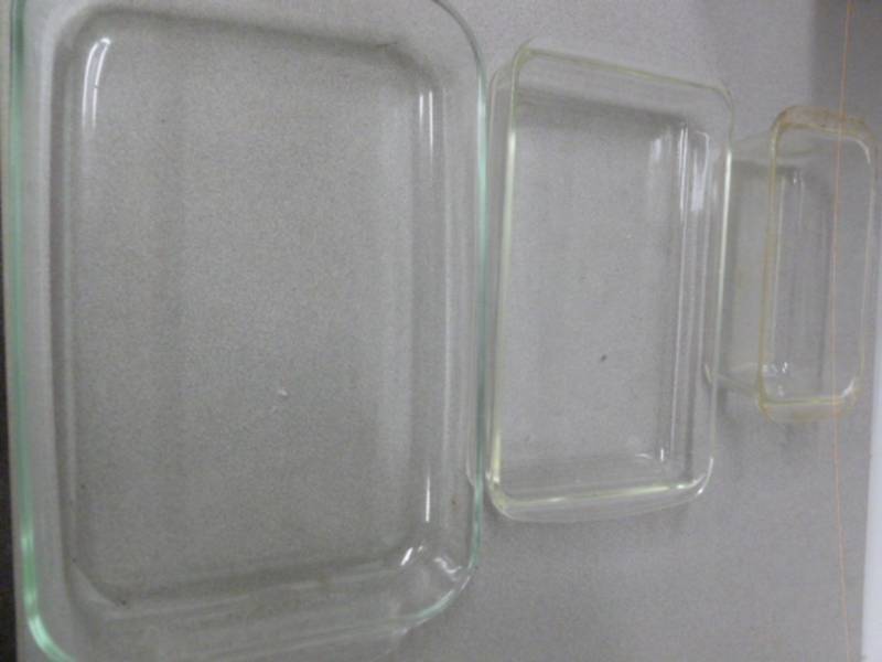 lot 67 image: Pyrex
