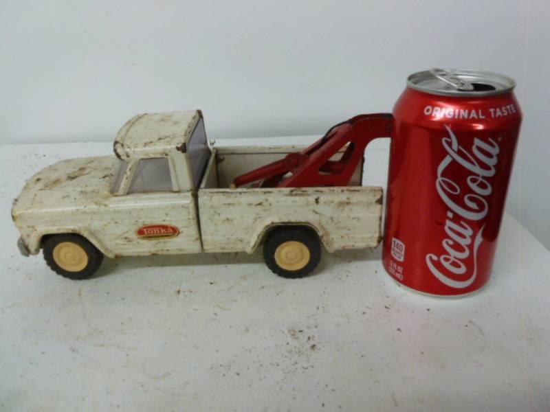 lot 82 image: Vintage Tonka