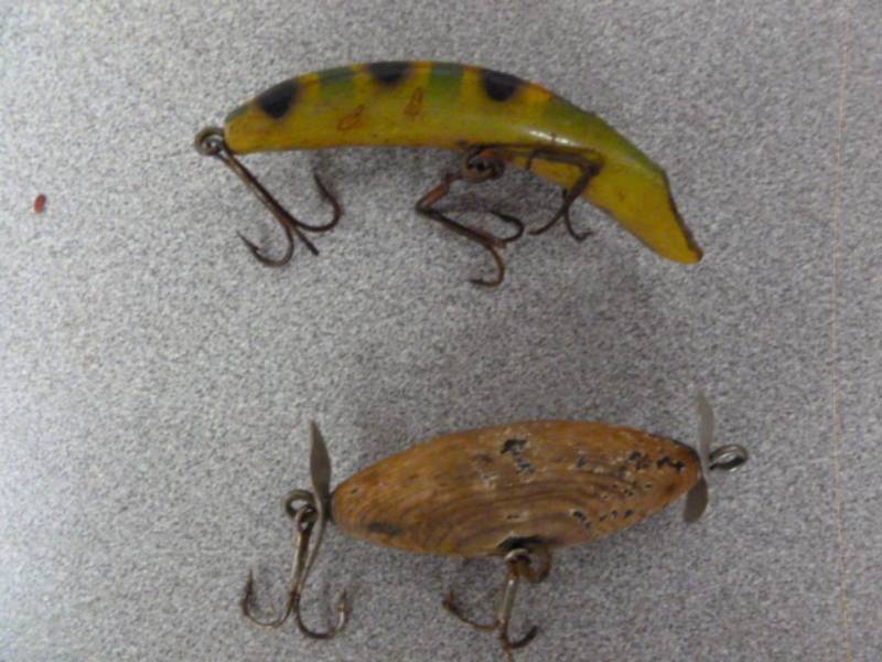 lot 94 image: Vintage Fishing Baits