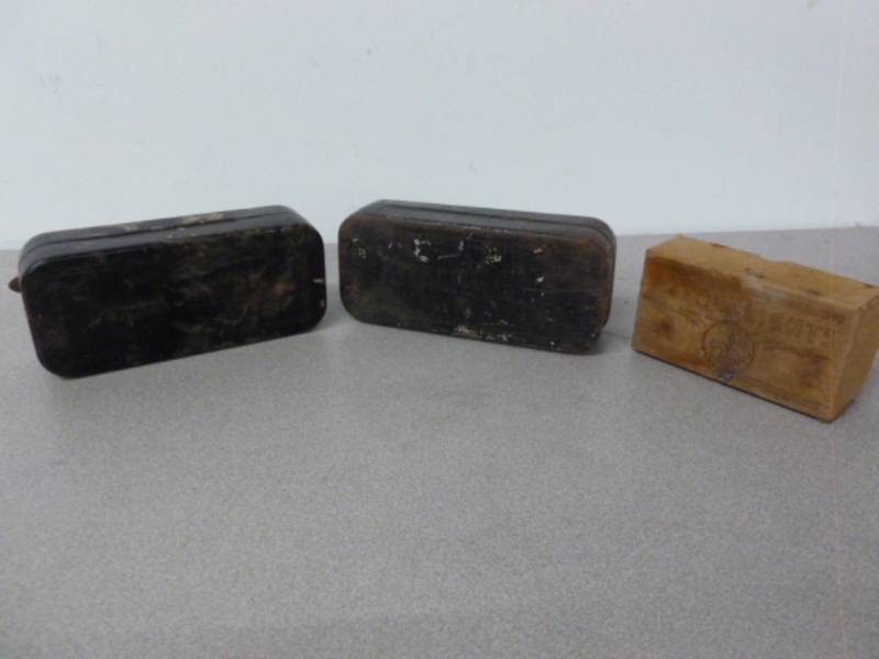 lot 110 image: Vintage Sewing Boxes