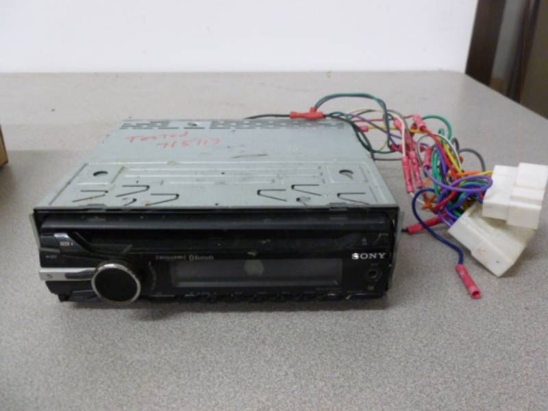 lot 116 image: Car Radio