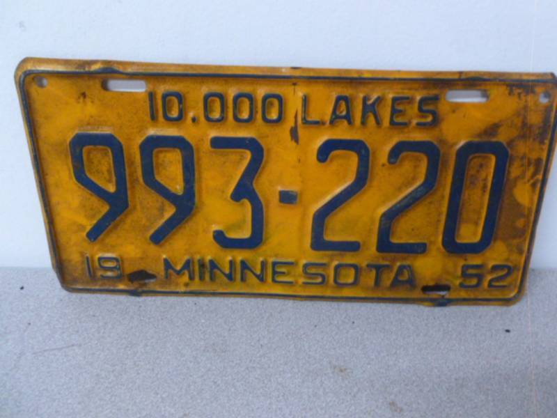 lot 131 image: Vintage License Plate