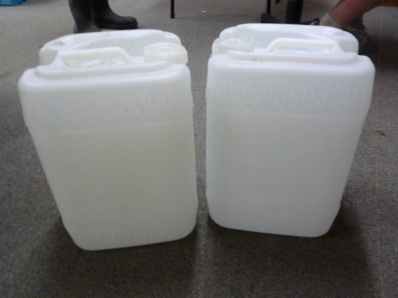 lot 177 image: Storage Container