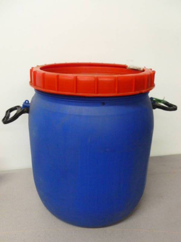 lot 179 image: Storage Container