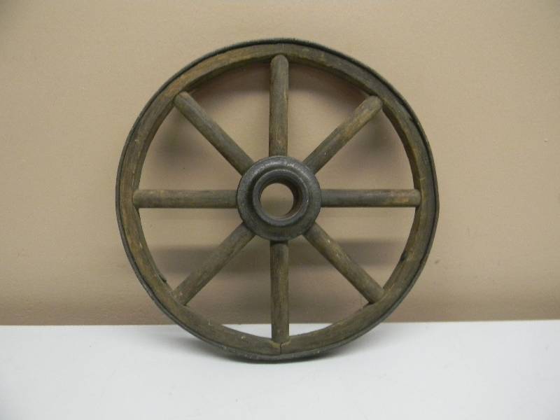 lot 6 image: ANTIQUE METALWOOD SPOKE WHEEL APPROX 12 - SEE PICTURES