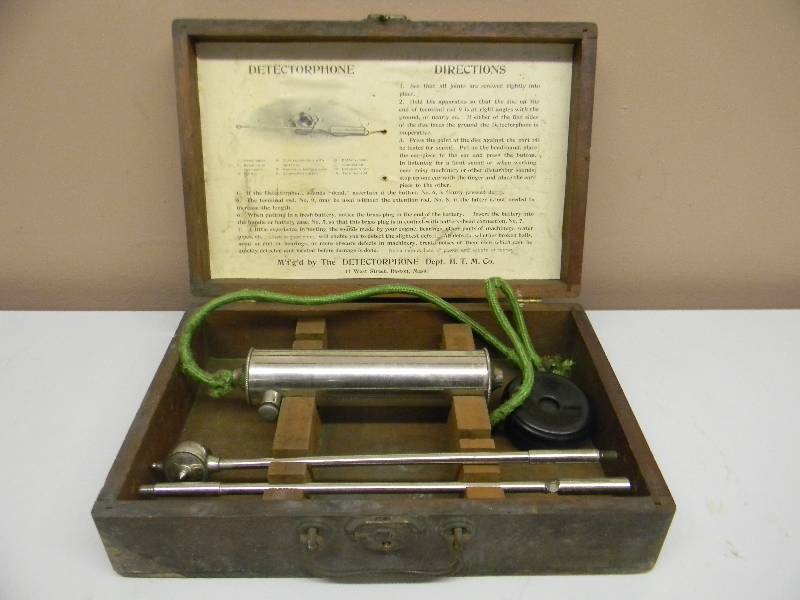 lot 18 image: ANTIQUE DETECTORPHONE WITH LATCHING WOOD CASE - MUST SEE PICTURES