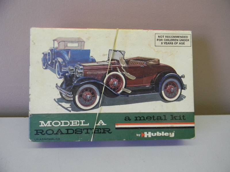 lot 28 image: Hubley Vintage Metal Model Kit Model A Roadster IN BOX W Paperwork - RARE COOL PIECE - SEE PICTURES