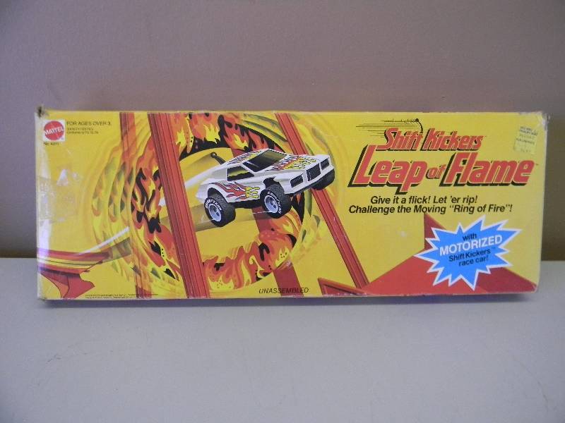 lot 40 image: VINTAGE MATTEL SHIFT KICKERS LEAP OF FLAME - IN BOX - SEE PICTURES