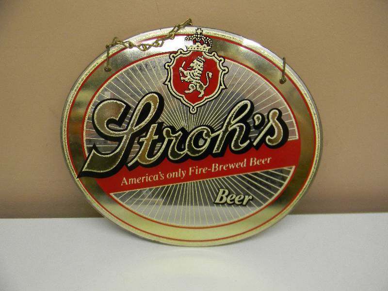 lot 47 image: VINTAGE RARE CHAIN HANGING STROHS BEER SIGNMIRROR APPROX 14 BY 12 - SEE PICTURES