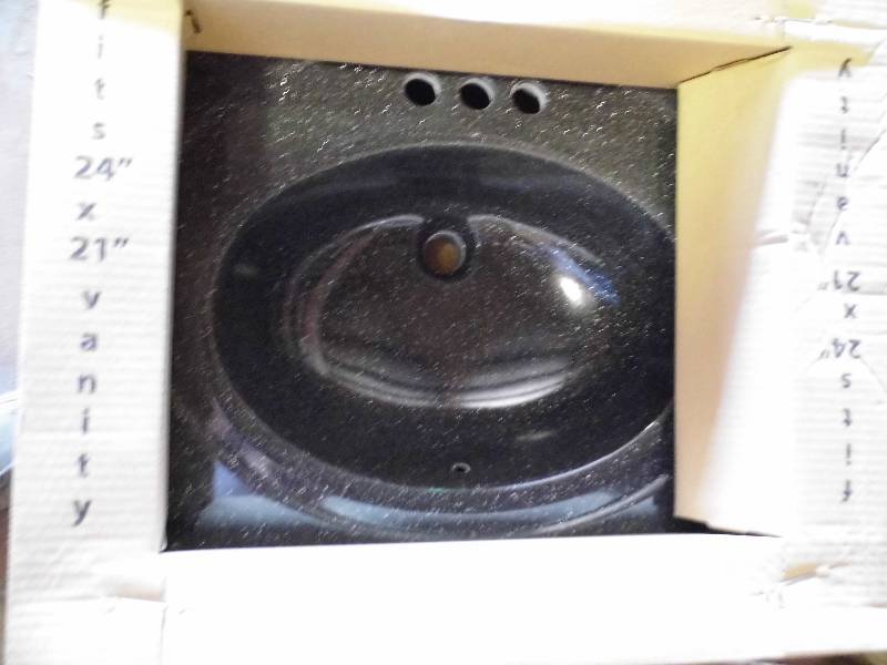 lot 10 image: New Black Sink