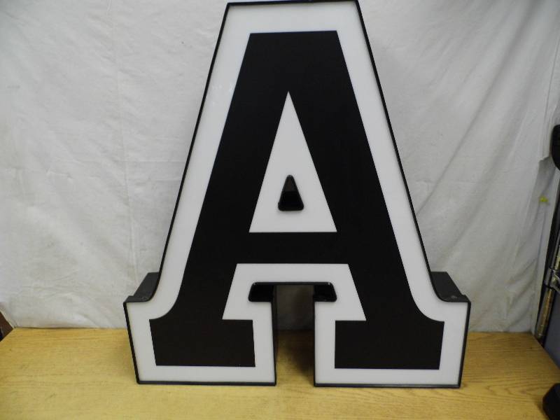 lot 36 image: LED Letter A