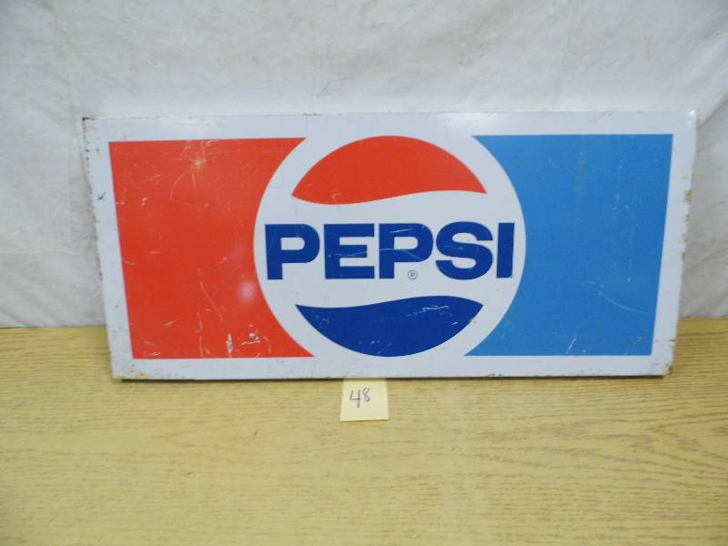 lot 48 image: Pepsi Sign