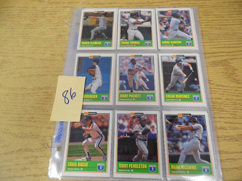 lot 86 image: Lot of 6 Pages of Sports Cards