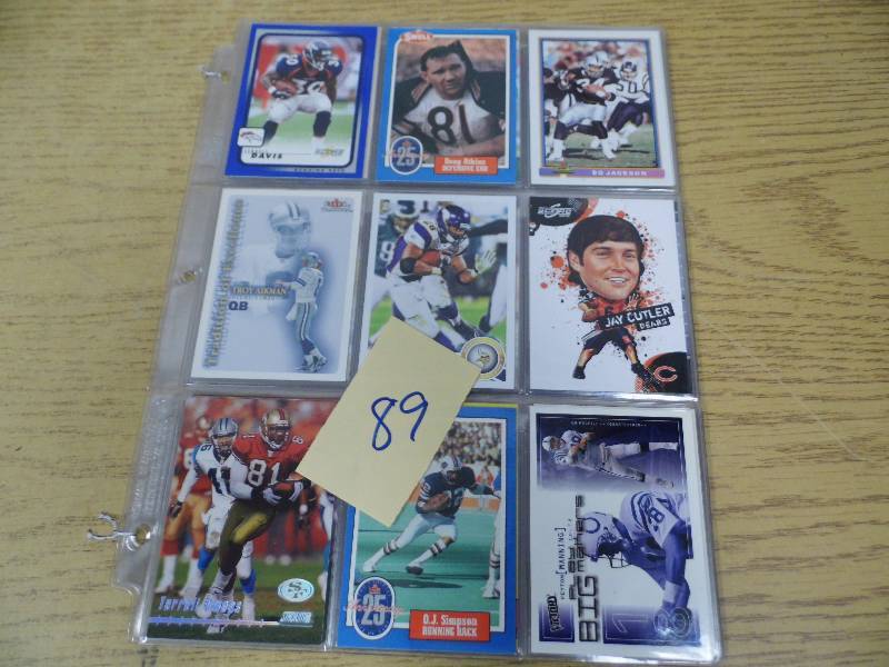 lot 89 image: Lot of 6 Pages of Sports Cards