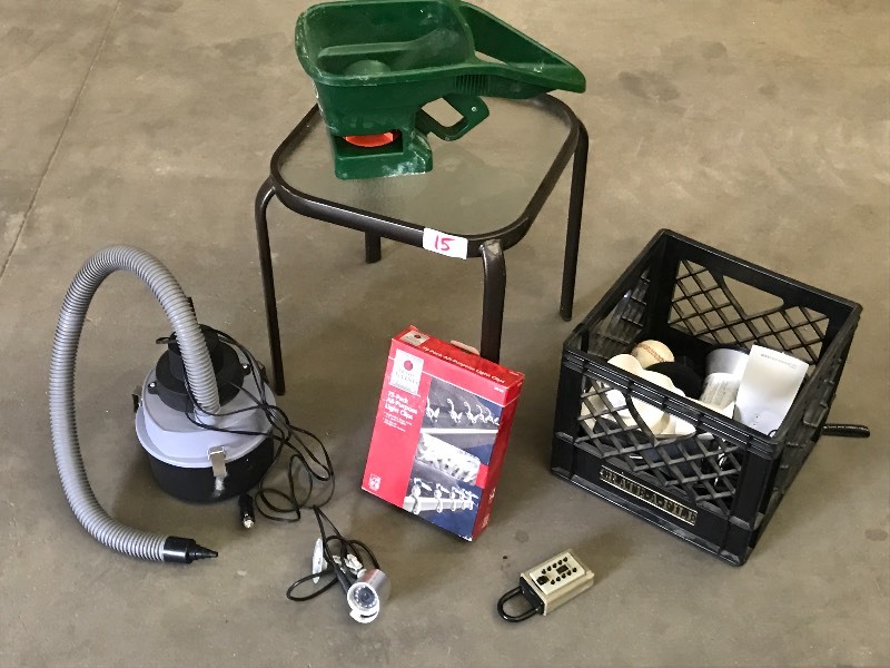 lot 15 image: Lot Of Patio Side Table, 1-Gallon ...