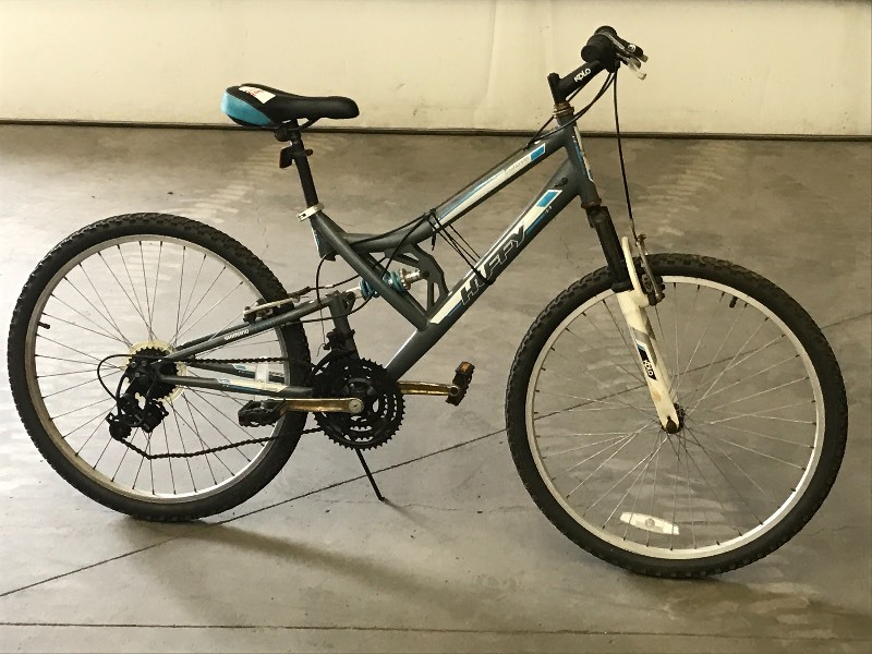 lot 18 image: Huffy Trail Runner Bicycle, Used ...