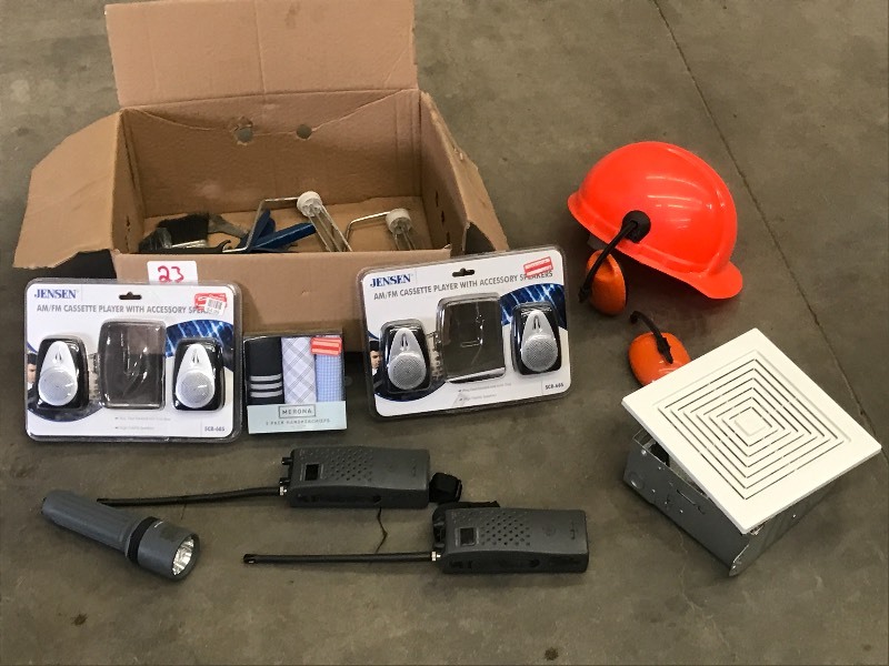 lot 23 image: Box Of Assorted Two-Way Radios, Ha...