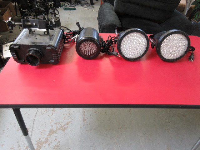 lot 628 image: LED MULTI-COLOR STAGE LIGHTING