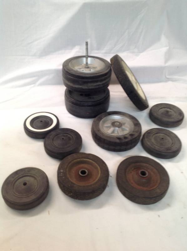 lot 16 image: Box of Small Antique Wheels - Power cords, Some ends cut off, 2 Step Stools,