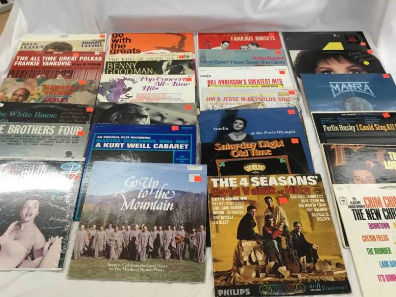 lot 75 image: 25 records Various artist and music