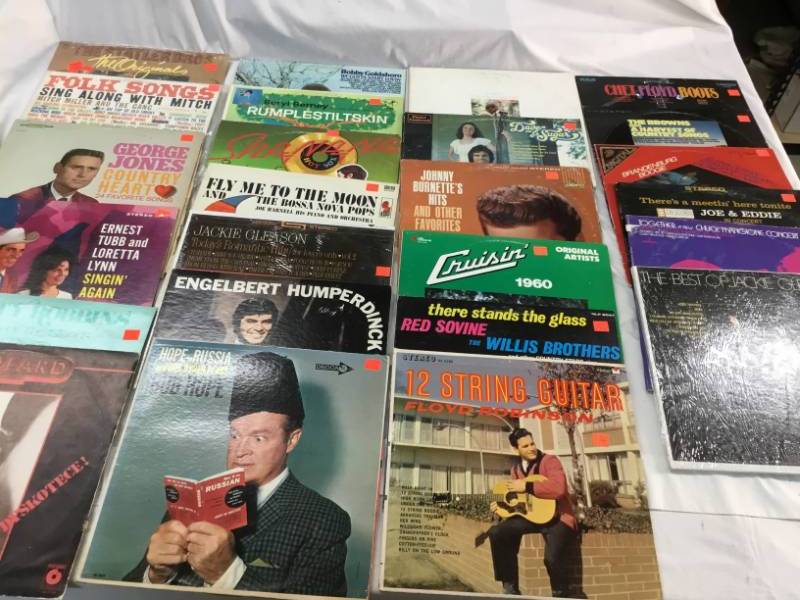 lot 100 image: 25 records Various artist and music