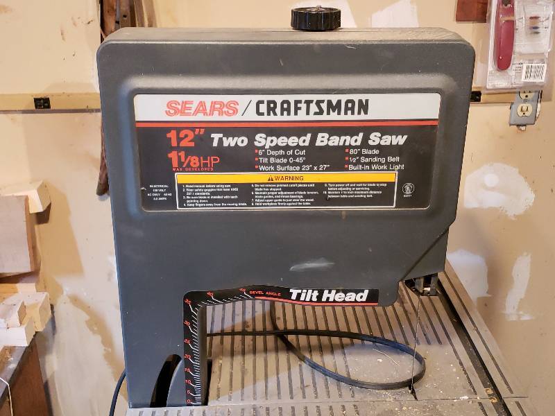 lot 3 image: Craftsman 12 Two Speed Band Saw 1 18 HP
